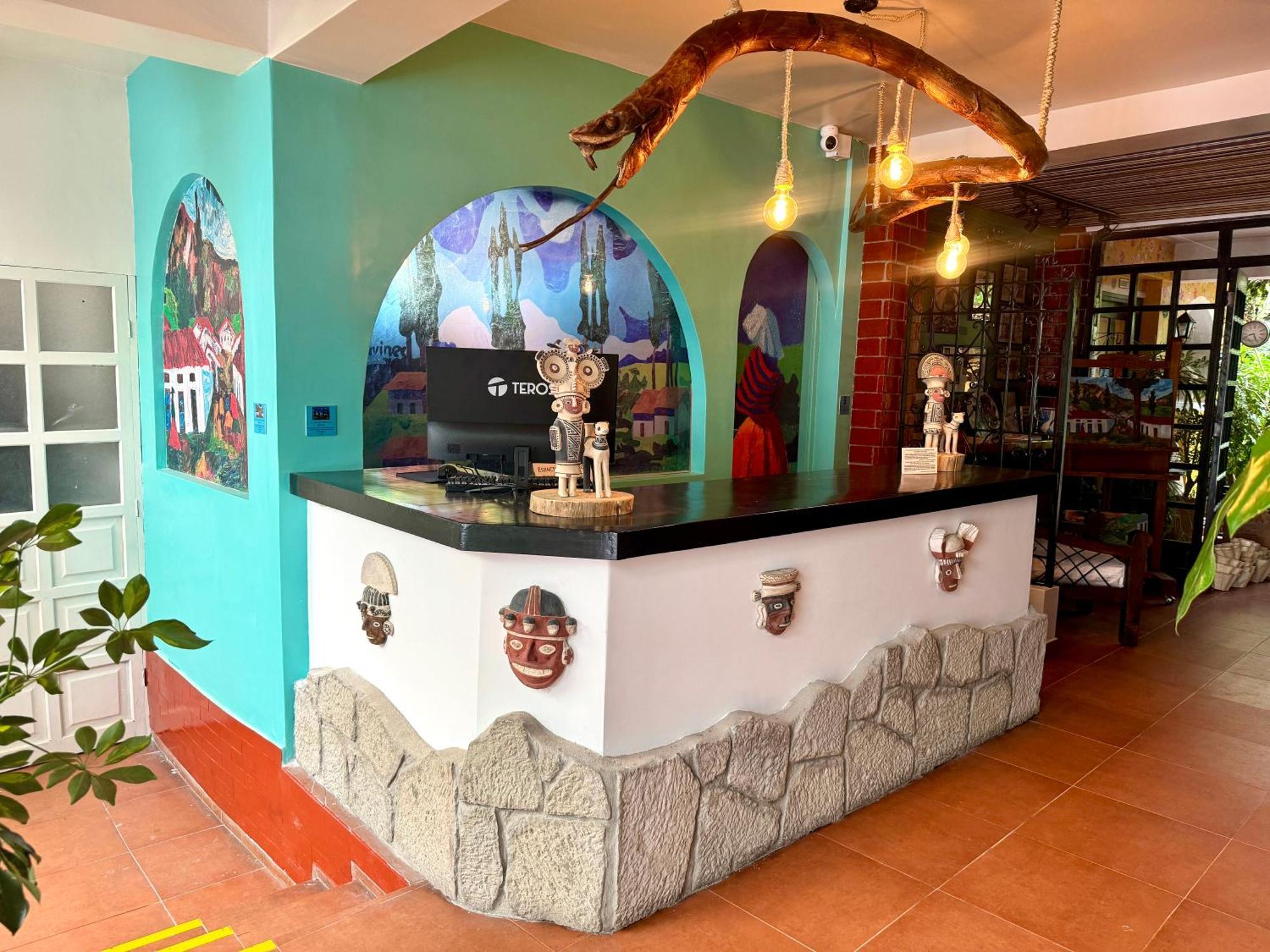Hotel Churup อัวรัซ ภายนอก รูปภาพ