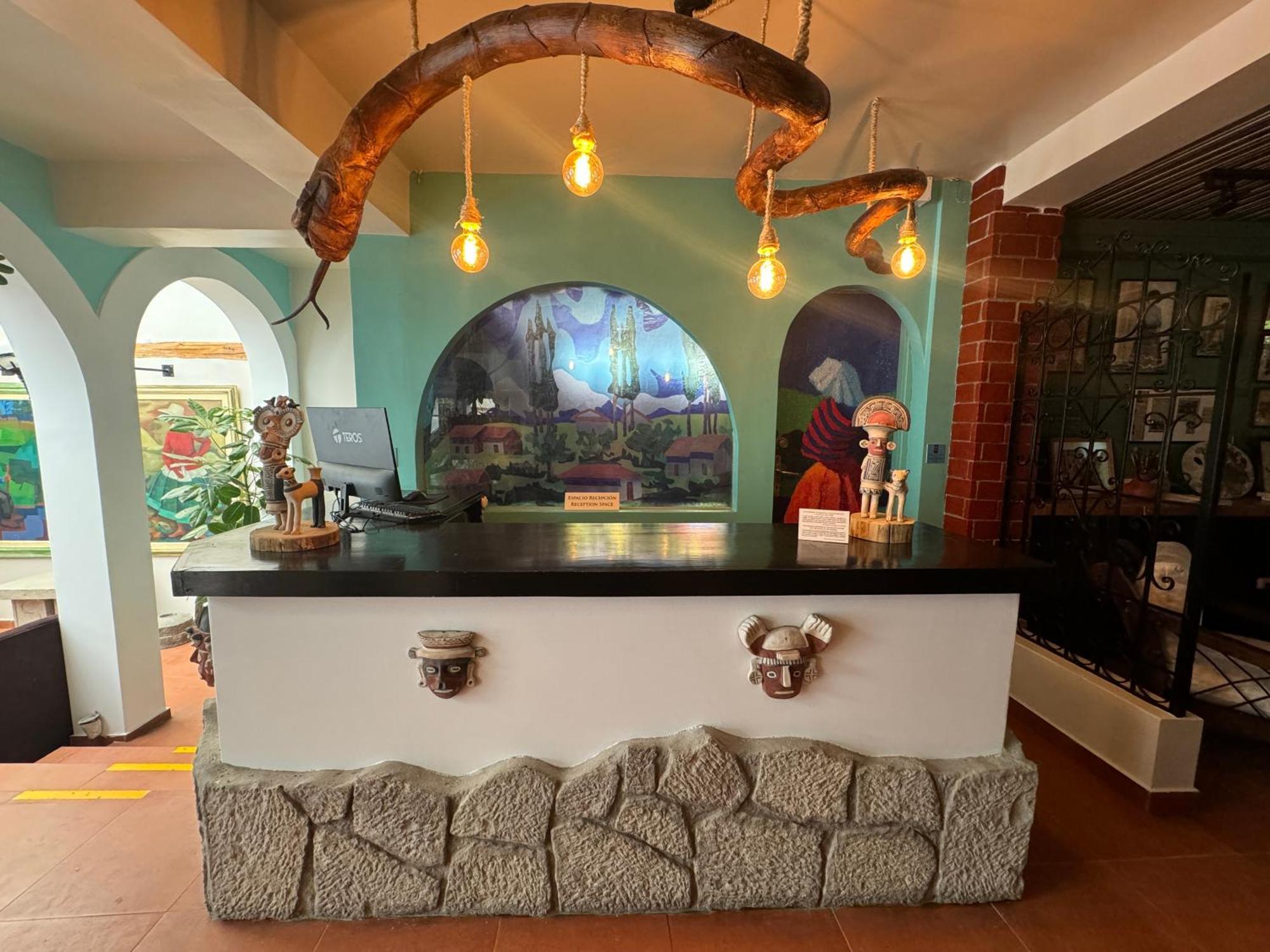 Hotel Churup อัวรัซ ภายนอก รูปภาพ
